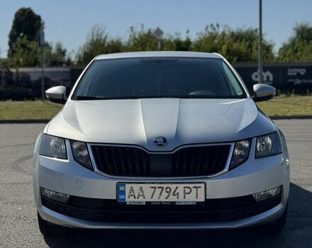 Серый Шкода Октавия, объемом двигателя 1.8 л и пробегом 136 тыс. км за 16000 $, фото 1 на Automoto.ua