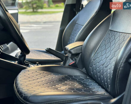 Серый Шкода Октавия, объемом двигателя 1.6 л и пробегом 290 тыс. км за 11999 $, фото 19 на Automoto.ua