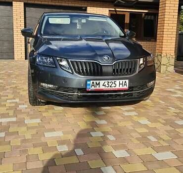 Серый Шкода Октавия, объемом двигателя 1.6 л и пробегом 280 тыс. км за 13800 $, фото 6 на Automoto.ua