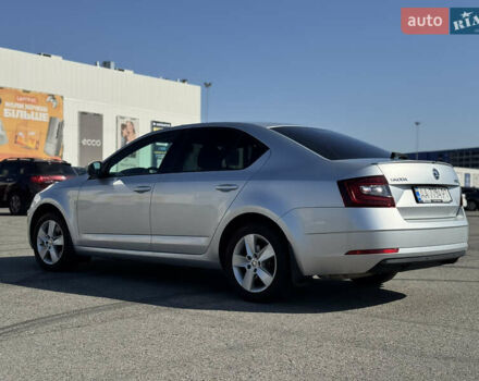 Серый Шкода Октавия, объемом двигателя 1.8 л и пробегом 136 тыс. км за 16000 $, фото 5 на Automoto.ua