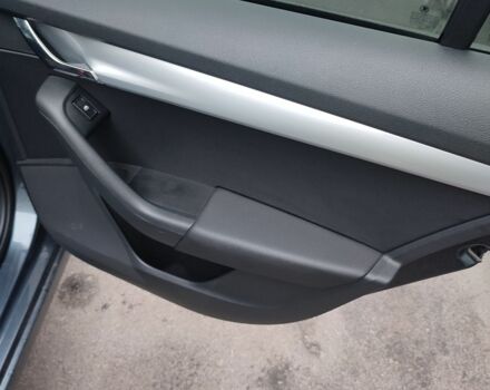 Сірий Шкода Октавія, об'ємом двигуна 0 л та пробігом 215 тис. км за 7300 $, фото 8 на Automoto.ua