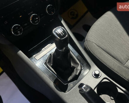 Серый Шкода Октавия, объемом двигателя 1.6 л и пробегом 269 тыс. км за 13800 $, фото 20 на Automoto.ua