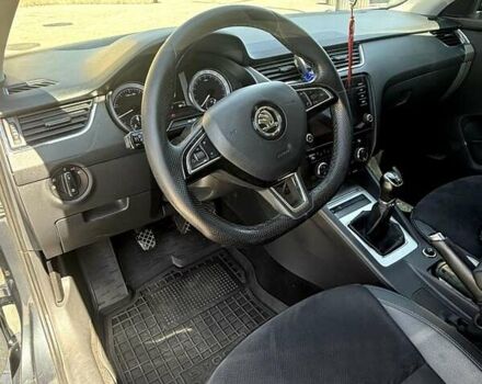 Серый Шкода Октавия, объемом двигателя 1.4 л и пробегом 303 тыс. км за 12200 $, фото 16 на Automoto.ua