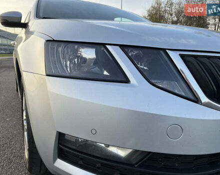 Серый Шкода Октавия, объемом двигателя 1.97 л и пробегом 289 тыс. км за 15650 $, фото 17 на Automoto.ua