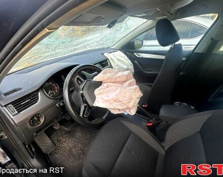 Сірий Шкода Октавія, об'ємом двигуна 1.8 л та пробігом 215 тис. км за 7800 $, фото 2 на Automoto.ua