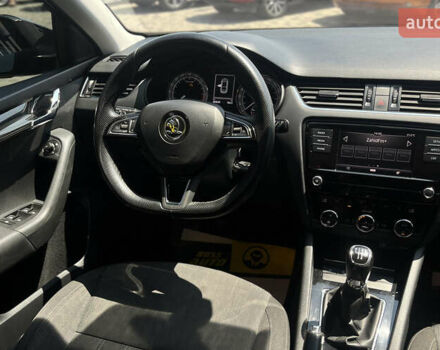 Серый Шкода Октавия, объемом двигателя 1.6 л и пробегом 269 тыс. км за 13800 $, фото 14 на Automoto.ua