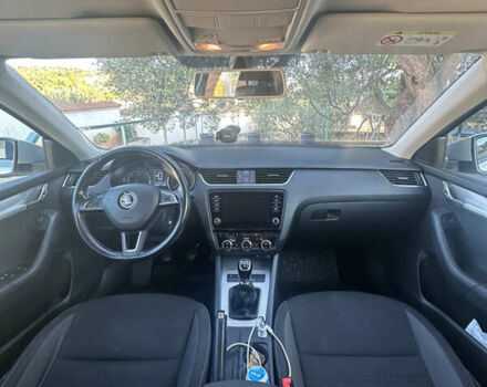 Серый Шкода Октавия, объемом двигателя 2 л и пробегом 275 тыс. км за 13500 $, фото 12 на Automoto.ua