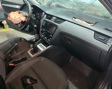 Серый Шкода Октавия, объемом двигателя 0 л и пробегом 215 тыс. км за 7300 $, фото 18 на Automoto.ua