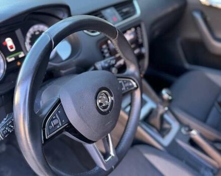 Шкода Октавія 2017 у Володимир-Волинський на Automoto.ua Сірий Шкода Октавія, об'ємом двигуна 1.4 л та пробігом 136 тис. км за 12000 $, фото 24 на Automoto.ua