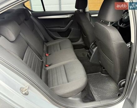 Сірий Шкода Октавія, об'ємом двигуна 1.8 л та пробігом 164 тис. км за 11999 $, фото 45 на Automoto.ua