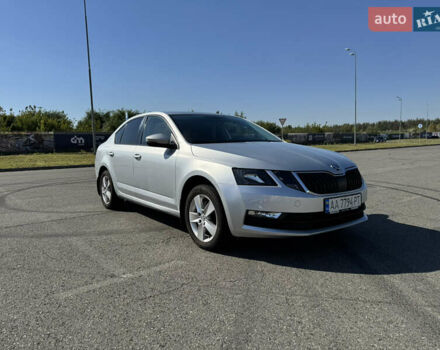 Серый Шкода Октавия, объемом двигателя 1.8 л и пробегом 136 тыс. км за 16000 $, фото 3 на Automoto.ua