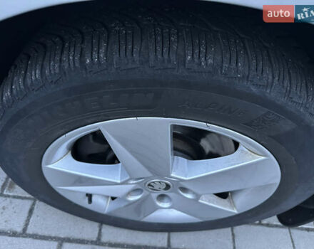 Сірий Шкода Октавія, об'ємом двигуна 1.8 л та пробігом 295 тис. км за 13200 $, фото 13 на Automoto.ua