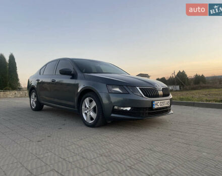 Серый Шкода Октавия, объемом двигателя 1.6 л и пробегом 215 тыс. км за 14300 $, фото 6 на Automoto.ua