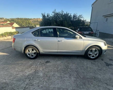 Серый Шкода Октавия, объемом двигателя 2 л и пробегом 275 тыс. км за 13500 $, фото 9 на Automoto.ua