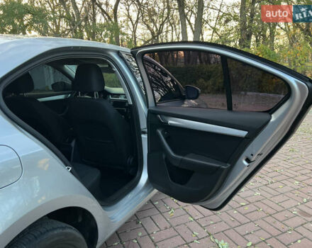 Серый Шкода Октавия, объемом двигателя 1.4 л и пробегом 236 тыс. км за 13300 $, фото 26 на Automoto.ua