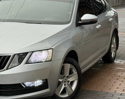 Сірий Шкода Октавія, об'ємом двигуна 1.8 л та пробігом 164 тис. км за 11999 $, фото 4 на Automoto.ua
