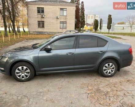 Серый Шкода Октавия, объемом двигателя 1.6 л и пробегом 460 тыс. км за 10000 $, фото 2 на Automoto.ua