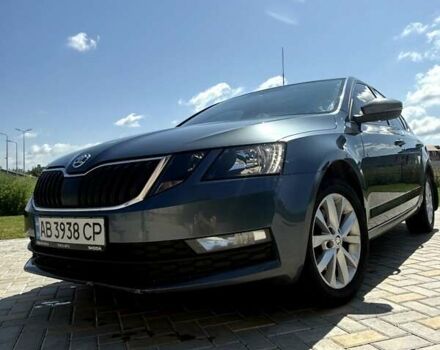 Серый Шкода Октавия, объемом двигателя 1.4 л и пробегом 303 тыс. км за 12200 $, фото 2 на Automoto.ua