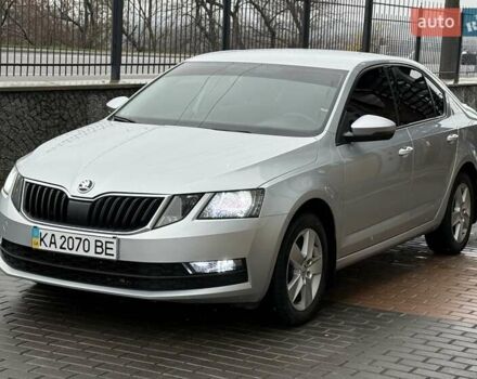 Сірий Шкода Октавія, об'ємом двигуна 1.8 л та пробігом 164 тис. км за 11999 $, фото 3 на Automoto.ua