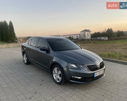 Серый Шкода Октавия, объемом двигателя 1.6 л и пробегом 215 тыс. км за 14300 $, фото 7 на Automoto.ua