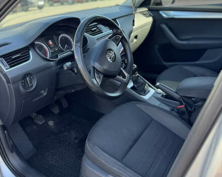 Серый Шкода Октавия, объемом двигателя 1.8 л и пробегом 136 тыс. км за 16000 $, фото 15 на Automoto.ua