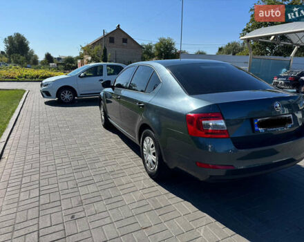 Серый Шкода Октавия, объемом двигателя 1.6 л и пробегом 100 тыс. км за 15000 $, фото 2 на Automoto.ua