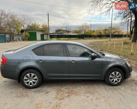 Серый Шкода Октавия, объемом двигателя 1.6 л и пробегом 460 тыс. км за 10000 $, фото 5 на Automoto.ua