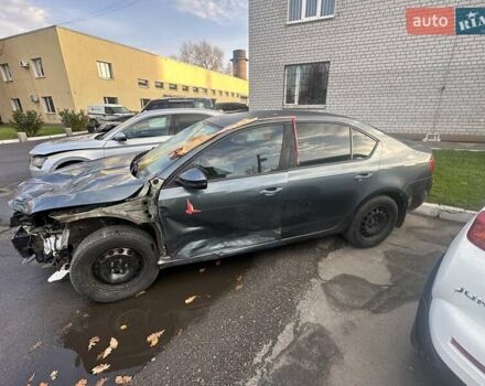 Сірий Шкода Октавія, об'ємом двигуна 1.8 л та пробігом 215 тис. км за 6800 $, фото 4 на Automoto.ua