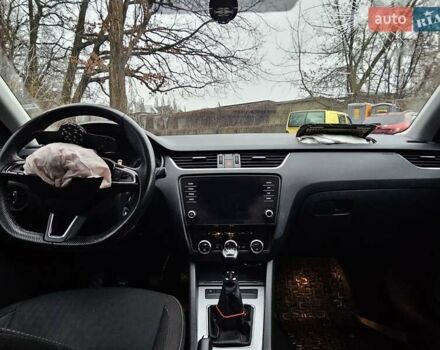 Серый Шкода Октавия, объемом двигателя 1.8 л и пробегом 130 тыс. км за 6700 $, фото 17 на Automoto.ua