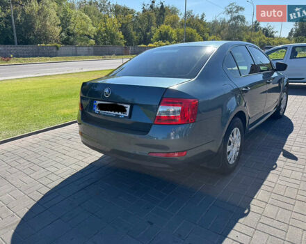 Серый Шкода Октавия, объемом двигателя 1.6 л и пробегом 100 тыс. км за 15000 $, фото 3 на Automoto.ua