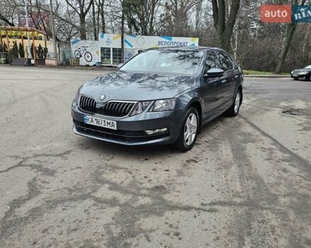 Серый Шкода Октавия, объемом двигателя 1.8 л и пробегом 130 тыс. км за 6700 $, фото 2 на Automoto.ua