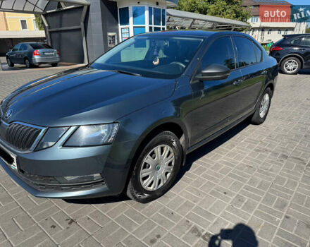 Серый Шкода Октавия, объемом двигателя 1.6 л и пробегом 100 тыс. км за 15000 $, фото 1 на Automoto.ua