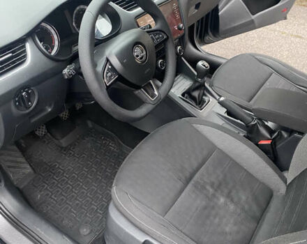 Серый Шкода Октавия, объемом двигателя 1.97 л и пробегом 340 тыс. км за 13300 $, фото 5 на Automoto.ua