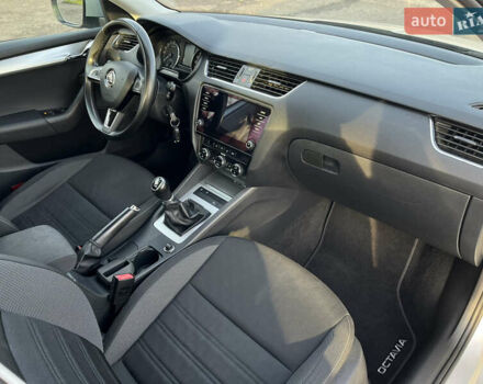 Серый Шкода Октавия, объемом двигателя 1.97 л и пробегом 289 тыс. км за 15650 $, фото 31 на Automoto.ua