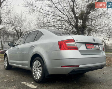 Серый Шкода Октавия, объемом двигателя 1.4 л и пробегом 227 тыс. км за 12999 $, фото 2 на Automoto.ua