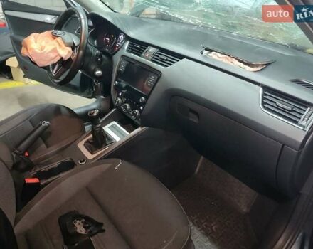 Серый Шкода Октавия, объемом двигателя 1.8 л и пробегом 215 тыс. км за 7800 $, фото 8 на Automoto.ua