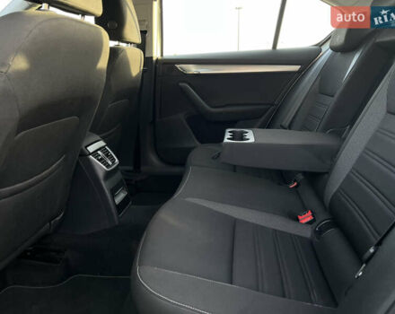 Серый Шкода Октавия, объемом двигателя 1.97 л и пробегом 289 тыс. км за 15650 $, фото 36 на Automoto.ua