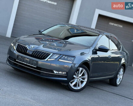 Серый Шкода Октавия, объемом двигателя 2 л и пробегом 233 тыс. км за 17350 $, фото 6 на Automoto.ua
