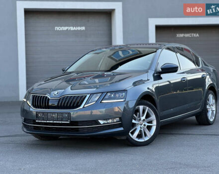 Серый Шкода Октавия, объемом двигателя 2 л и пробегом 233 тыс. км за 17350 $, фото 8 на Automoto.ua