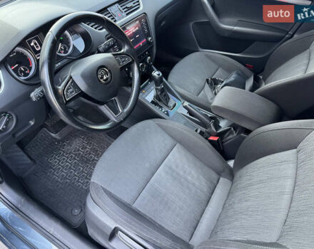 Серый Шкода Октавия, объемом двигателя 2 л и пробегом 233 тыс. км за 17350 $, фото 44 на Automoto.ua