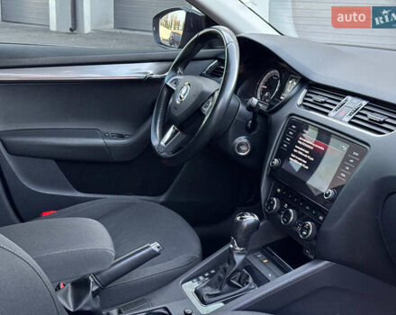 Серый Шкода Октавия, объемом двигателя 2 л и пробегом 233 тыс. км за 17350 $, фото 53 на Automoto.ua