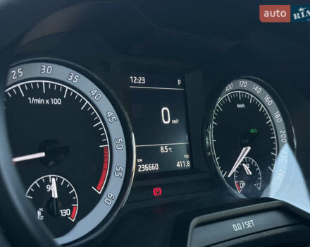 Серый Шкода Октавия, объемом двигателя 2 л и пробегом 233 тыс. км за 17350 $, фото 50 на Automoto.ua