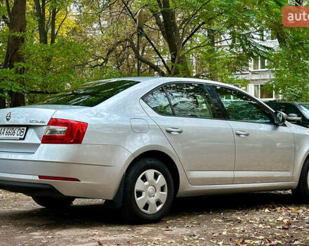 Серый Шкода Октавия, объемом двигателя 1.6 л и пробегом 84 тыс. км за 15000 $, фото 4 на Automoto.ua