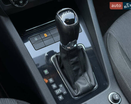 Серый Шкода Октавия, объемом двигателя 2 л и пробегом 233 тыс. км за 17350 $, фото 46 на Automoto.ua