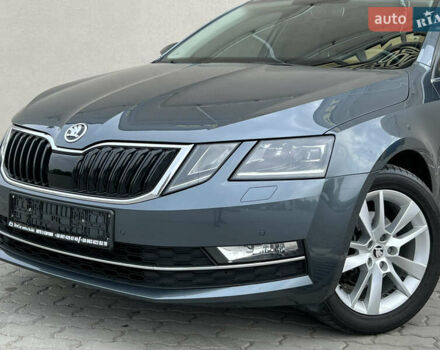 Серый Шкода Октавия, объемом двигателя 2 л и пробегом 232 тыс. км за 16999 $, фото 5 на Automoto.ua