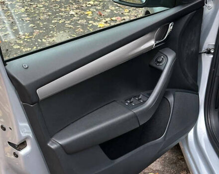 Серый Шкода Октавия, объемом двигателя 1.6 л и пробегом 84 тыс. км за 15000 $, фото 9 на Automoto.ua