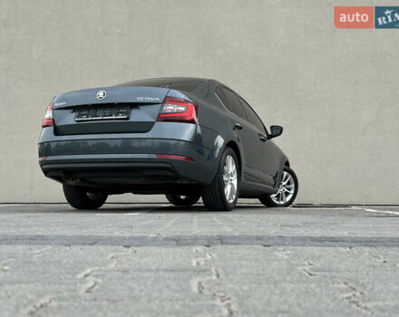 Серый Шкода Октавия, объемом двигателя 2 л и пробегом 232 тыс. км за 16999 $, фото 18 на Automoto.ua