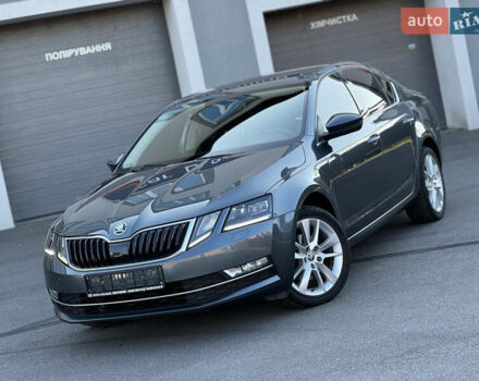 Серый Шкода Октавия, объемом двигателя 2 л и пробегом 233 тыс. км за 17350 $, фото 7 на Automoto.ua