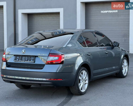 Серый Шкода Октавия, объемом двигателя 2 л и пробегом 233 тыс. км за 17350 $, фото 32 на Automoto.ua