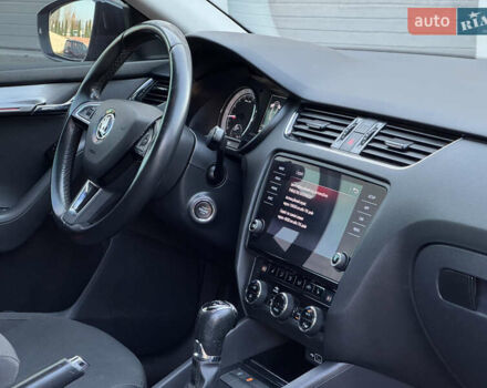 Серый Шкода Октавия, объемом двигателя 2 л и пробегом 233 тыс. км за 17350 $, фото 54 на Automoto.ua